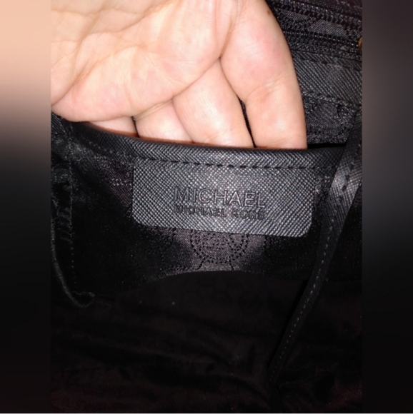 Michael Kors animal print tote - Picture 8 of 10